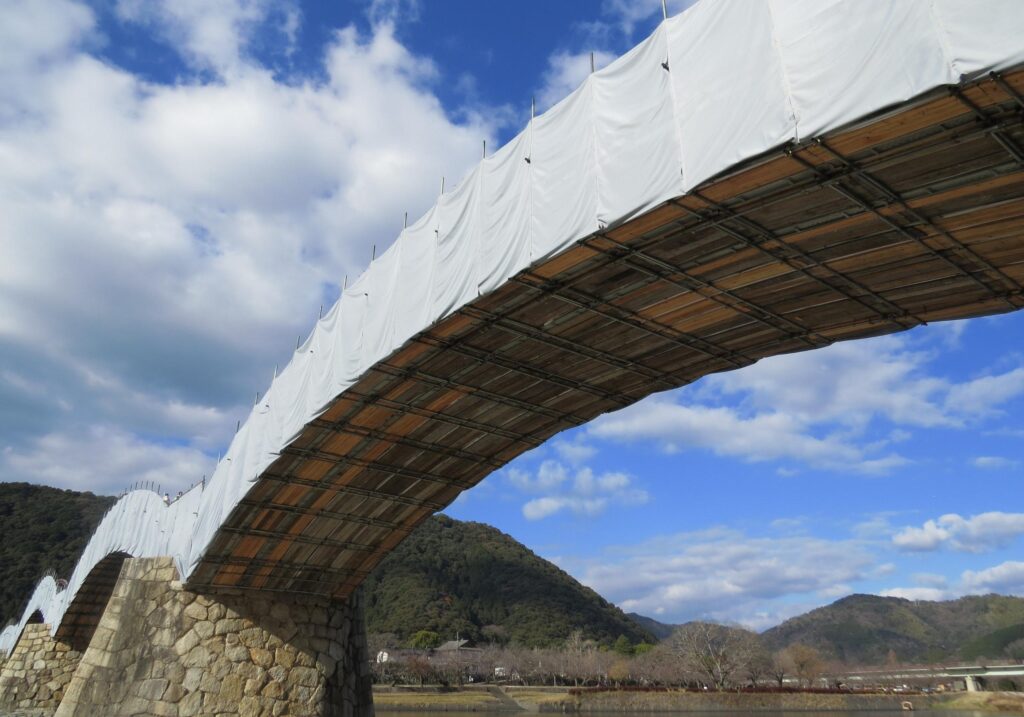 三重県 四日市市 足場工事 プラント工場 鳶工事 塗装工事 機械器具設置工事 株式会社愛成